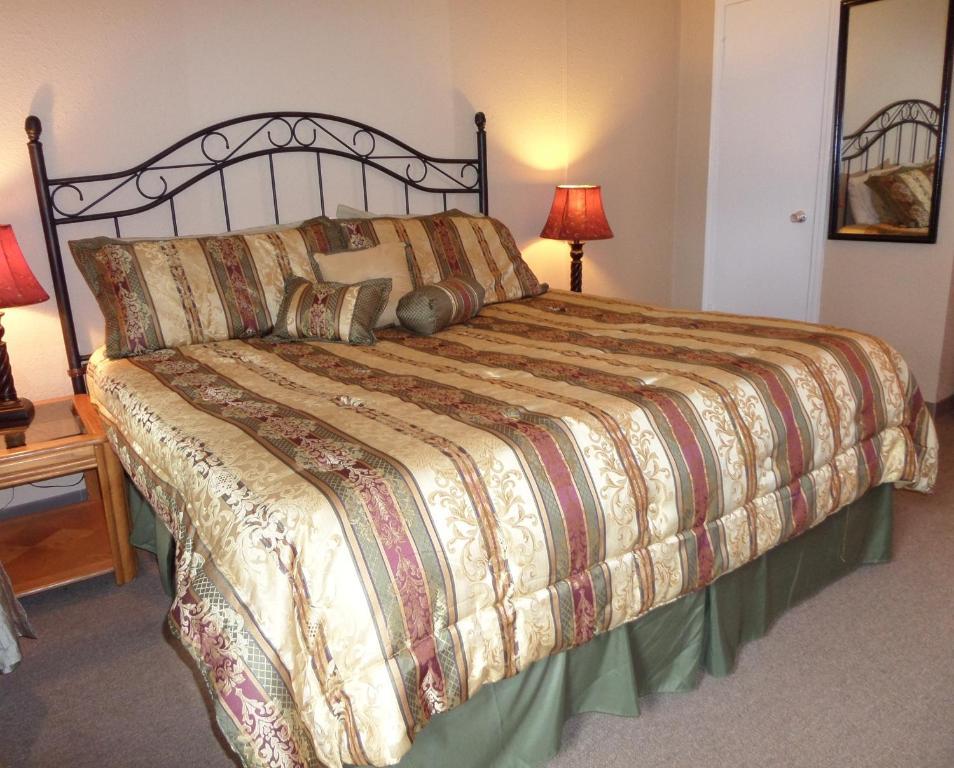Eureka Suites Eureka Springs Room photo